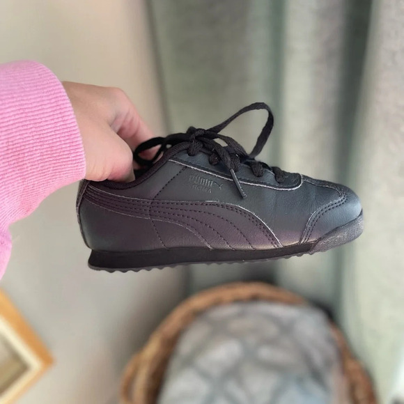 Puma Roma Toddler Sneaker - Black - Size 10C - Picture 2 of 12